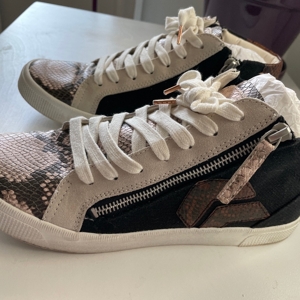 Dolce Vita high top sneakers